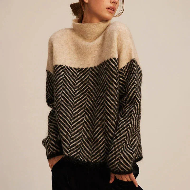 Maglione Donna Collo Alto Design Geometrico Morbido - Vesarelli
