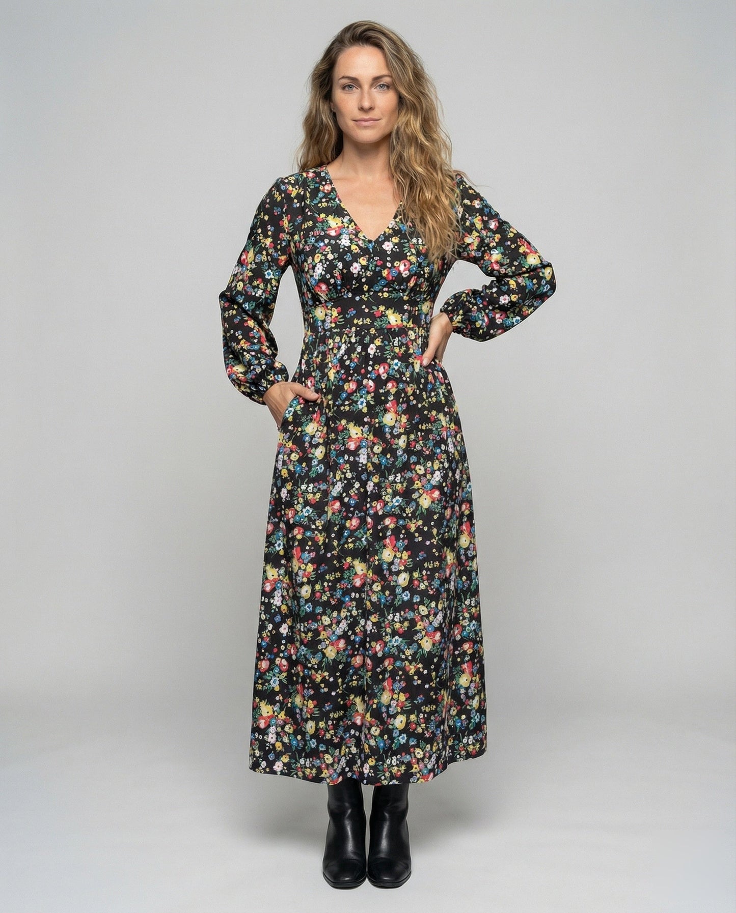 Abito Maxi Donna con Scollo a Impero e Stampa Floreale - Brentozzi