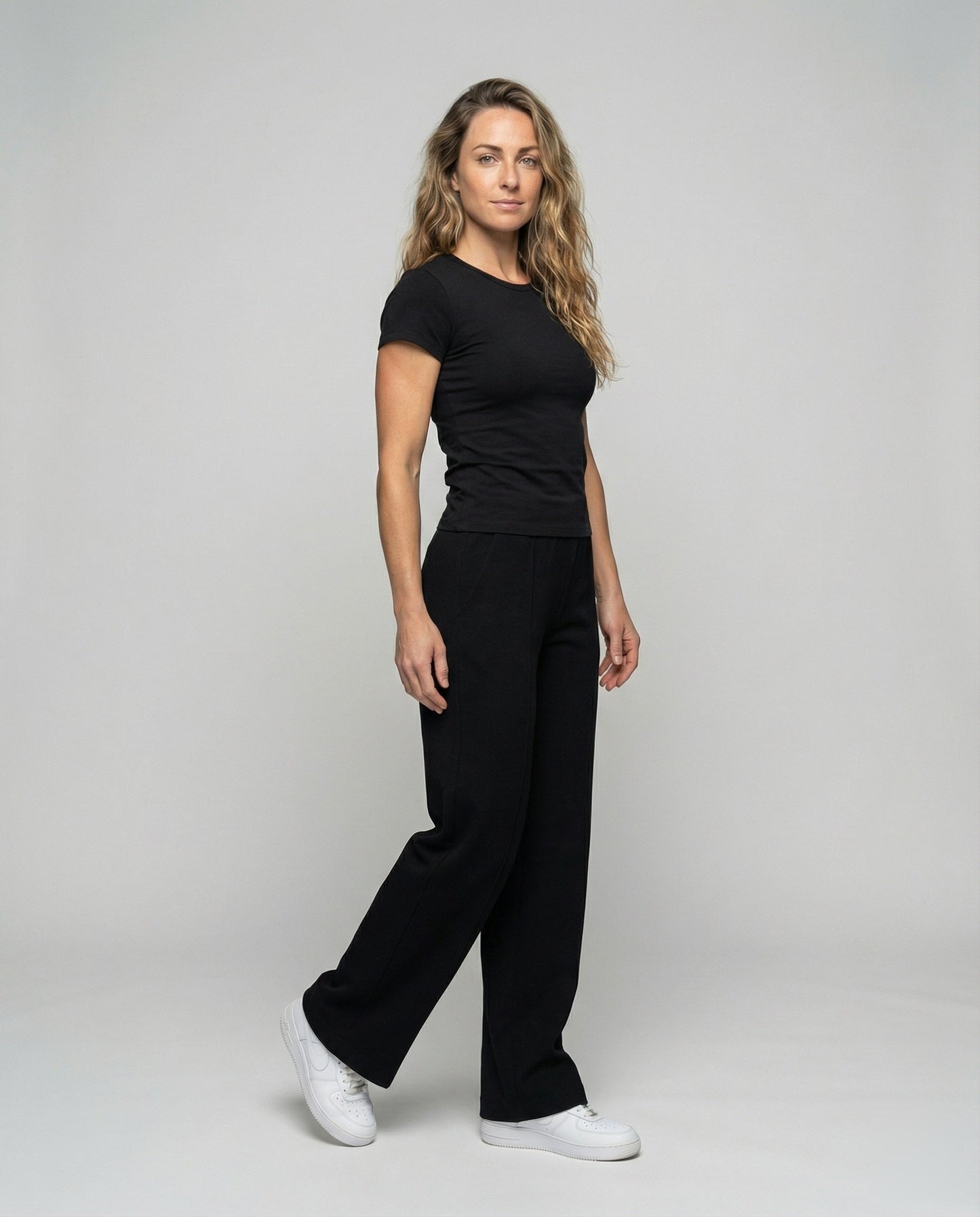 Pantaloni Donna in Tessuto con Cucitura Lunga Ampia - Brentozzi