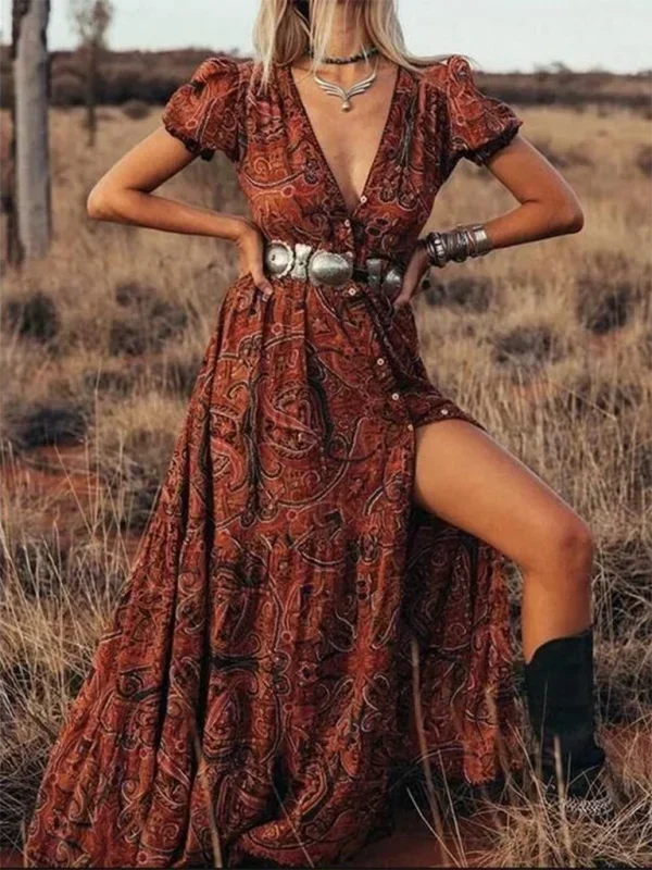 Robe longue bohème en voile léger, imprimée avec des manches papillon pour un look décontracté et fluide.