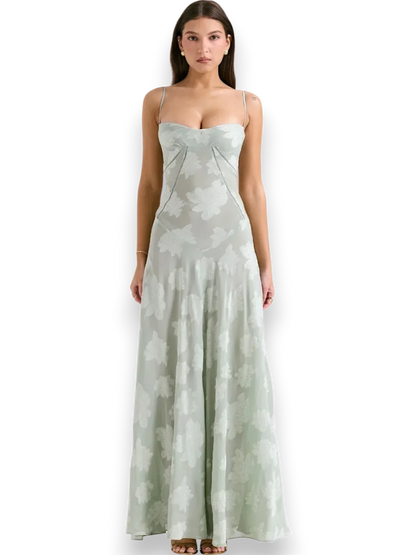 Robe longue femme verte, en coton léger, avec broderie florale colorée et bretelles fines pour un look élégant et…