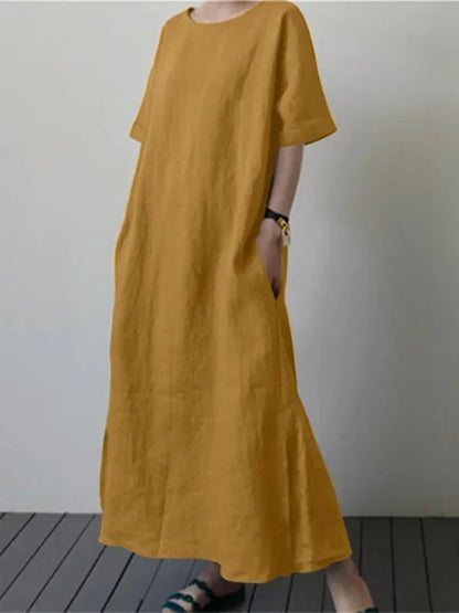 Robe longue pour femme, col rond, en tissu doux avec ceinture ajustable pour un ajustement confortable et élégant.