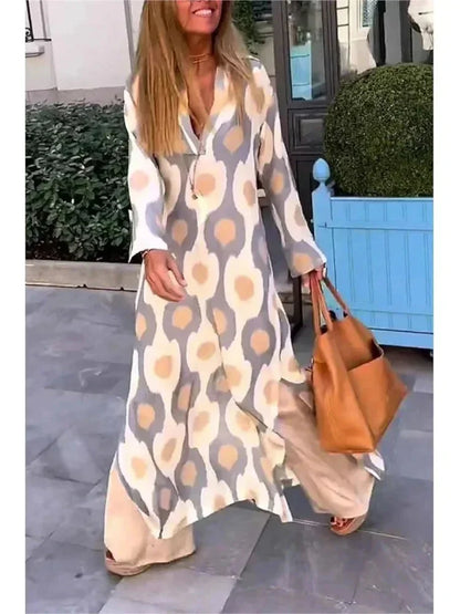Robe longue femme à manches longues, imprimée avec col en V, en tissu fluide et léger pour un confort optimal.