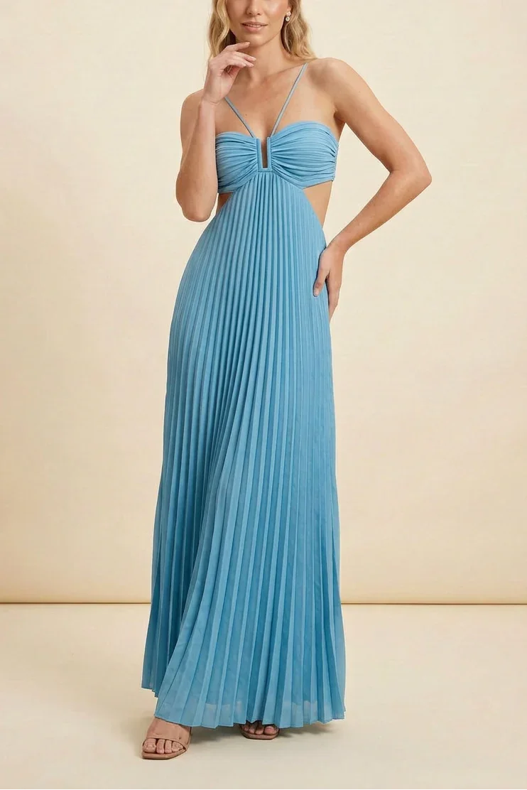 Robe longue femme plissée avec dos nu, en tissu léger, idéale pour les occasions estivales et les soirées décontractées.