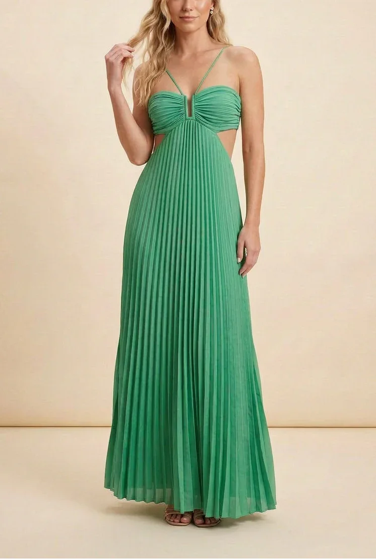 Robe longue femme plissée, dos nu, en tissu léger, idéale pour les journées estivales avec un design élégant et fluide.