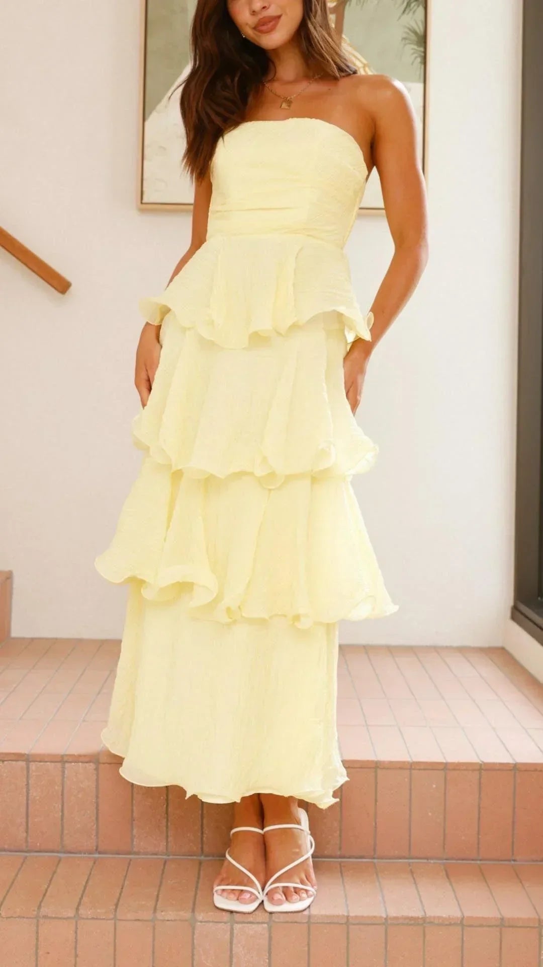 Abito Lungo Donna Senza Spalline con Volant Elegante - Vesarelli