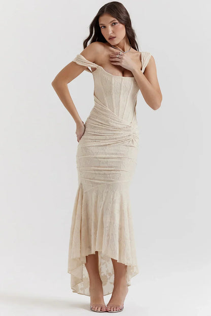 Robe maxi femme en coton, à motif floral coloré, avec bretelles larges et coupe fluide pour un confort optimal.