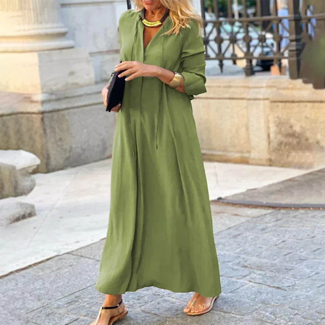 Robe longue pour femme en tissu doux, coupe régulière, manches longues, idéale pour un look élégant en automne.