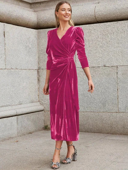 Robe midi femme en coton, cache-cœur, manches bouffantes, avec nouages élégants pour un style unique et décontracté.