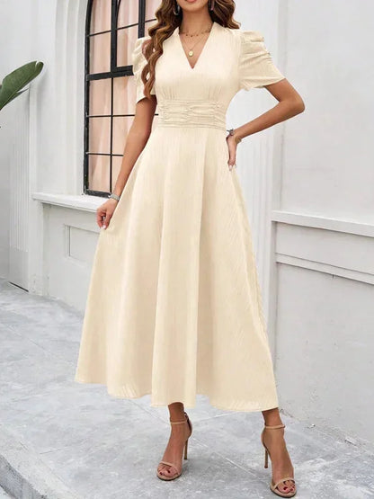 Robe midi kaki pour femme, col V, manches bouffantes, en tissu léger et élégant, parfaite pour un look décontracté.