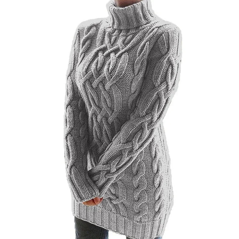 Robe pull torsadée en tissu épais, col roulé et manches longues, idéale pour un look chaleureux en hiver.
