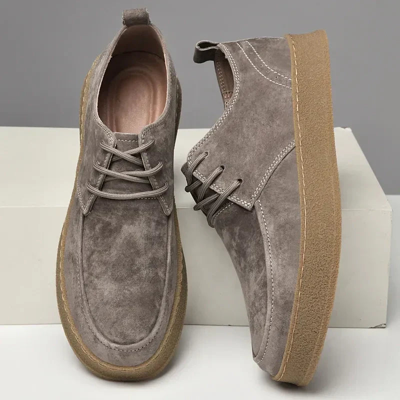 Sneaker Uomo in Camoscio Comoda Elegante