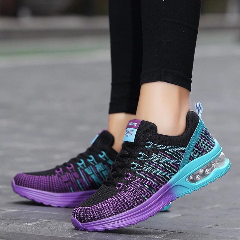 Sneakers Donna Leggere in Tessuto Traspirante Comfort