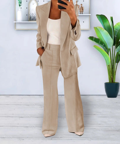 Completo Donna Elegante Taglio Moderno