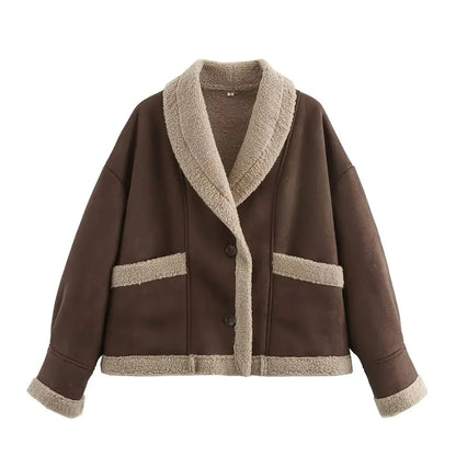 Veste d'hiver femme blanche en imitation suède avec doublure chaude et poches pratiques.