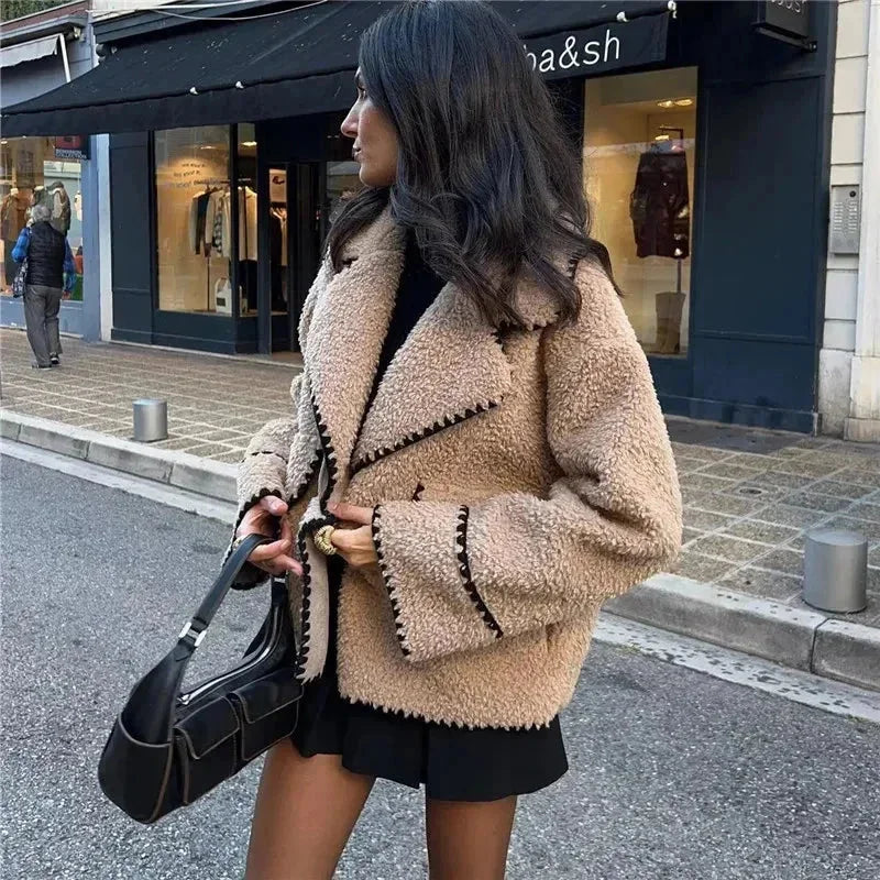 Giacca Teddy Donna con Cuciture a Contrasto Vestibilità Regular - Vesarelli