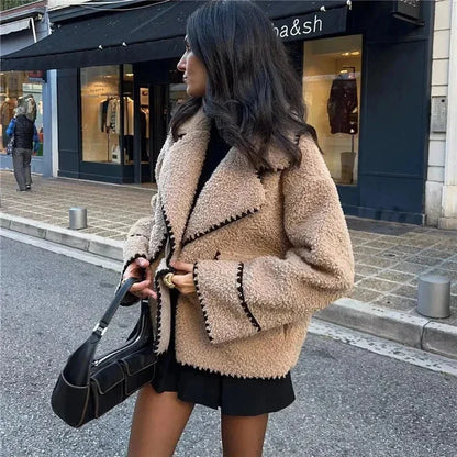 Giacca Teddy Donna con Cuciture a Contrasto Vestibilità Regular - Vesarelli