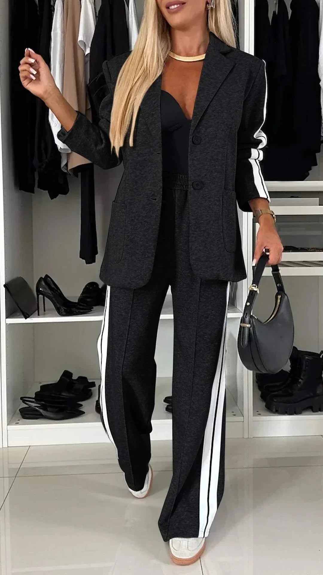 Completo Donna Blazer e Pantaloni con Tasche e Righe - Vesarelli